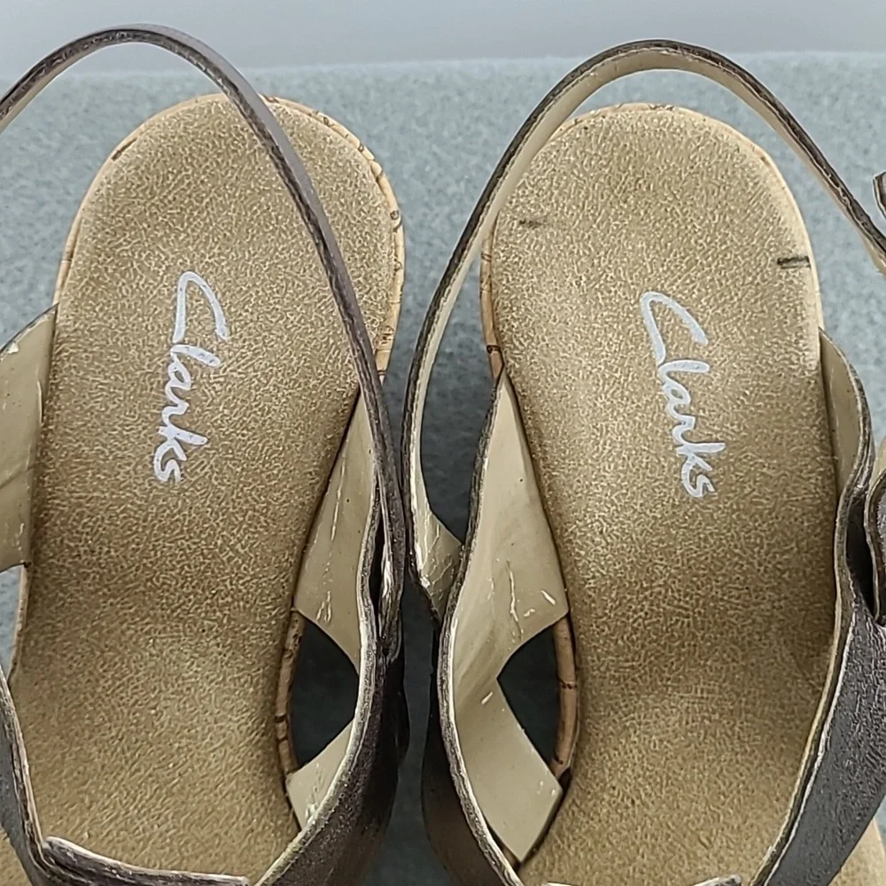 CLARKS Women's Pewter Open Toe Leather 3